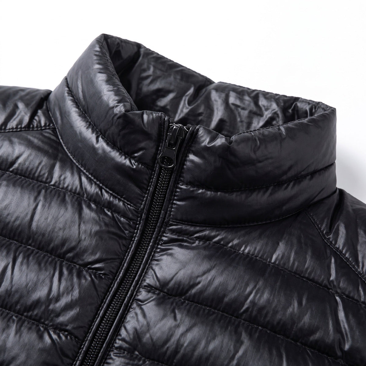 Steppjacke Herren mit Stehkragen oder mit Kapuze? Der Vergleich