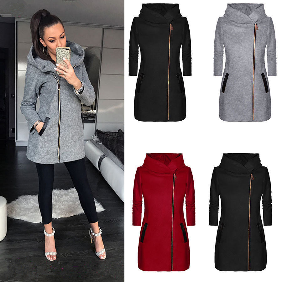 Fleece-Kapuzenjacke mit seitlichem Reißverschluss