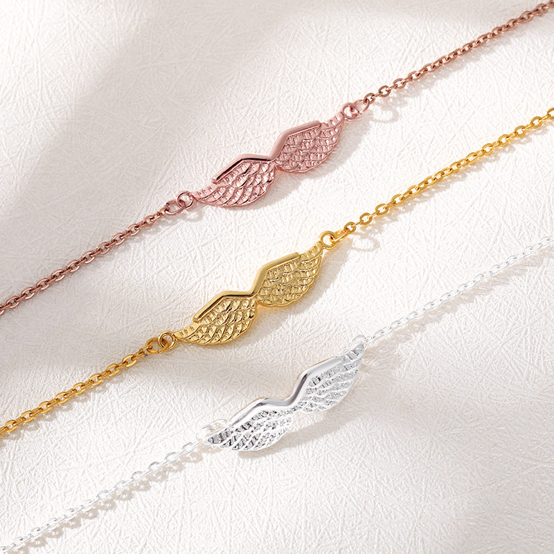 Armband mit Flügel-Anhänger