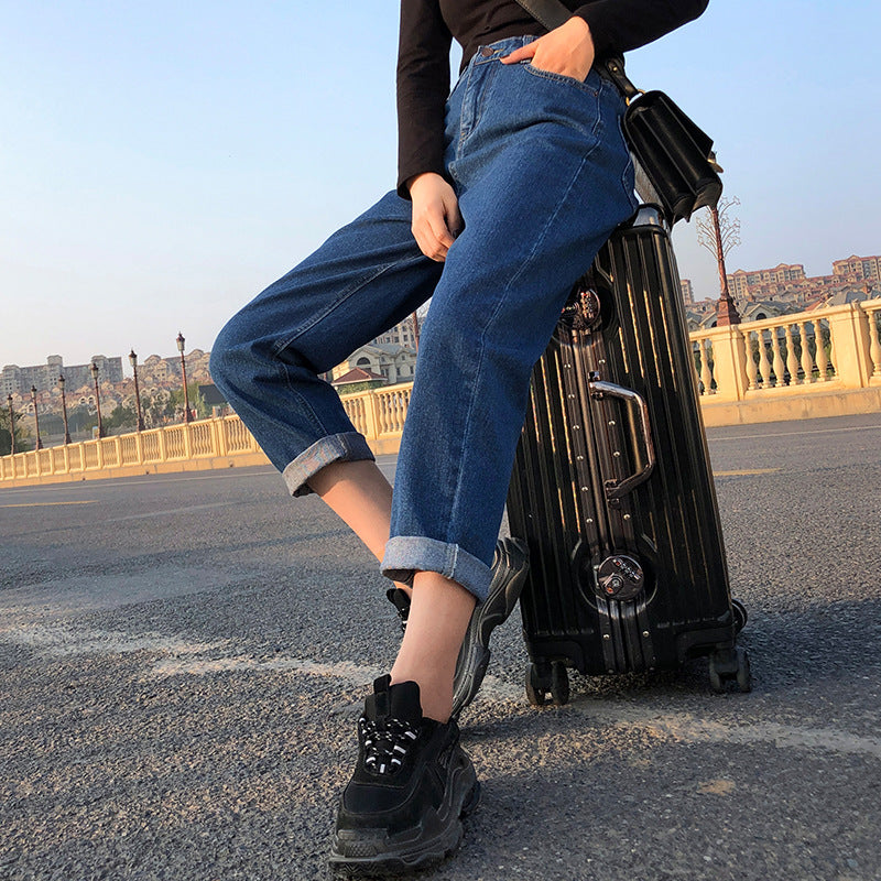 Weite Jeans mit hohem Bund
