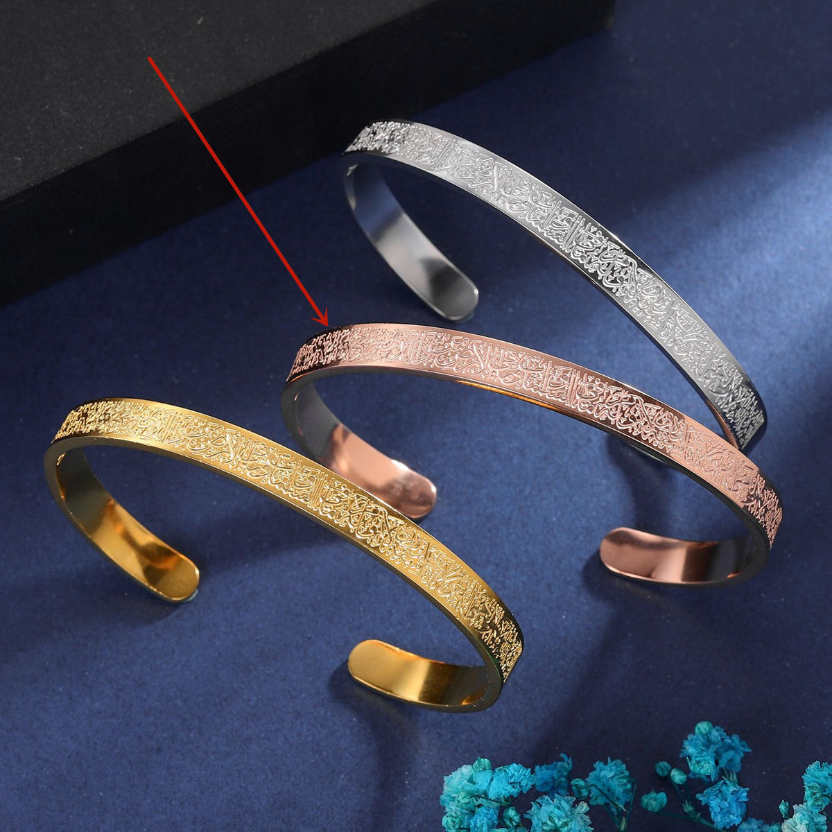 Armband mit Gravur-Muster