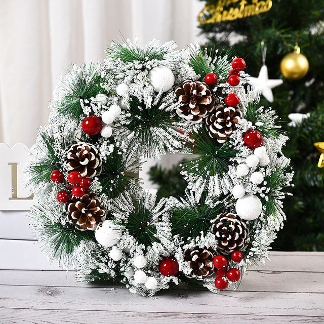 Weihnachtskranz 30 cm mit Beeren – Verschneit