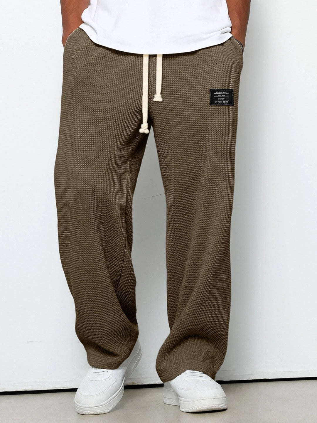 Waffelhose Herren weit in Dunkelbraun