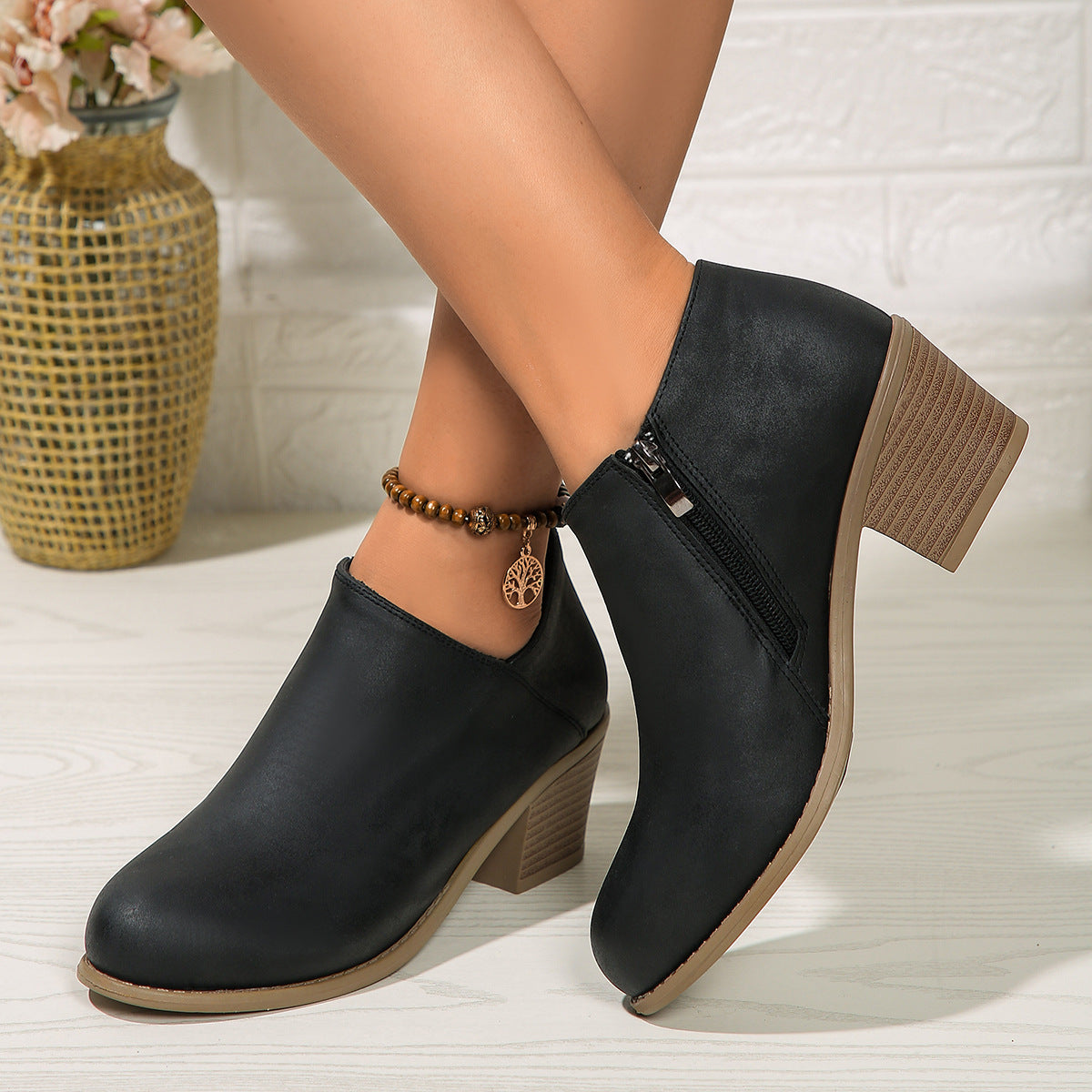 Stiefeletten Damen mit Seitenreißverschluss – Schwarz