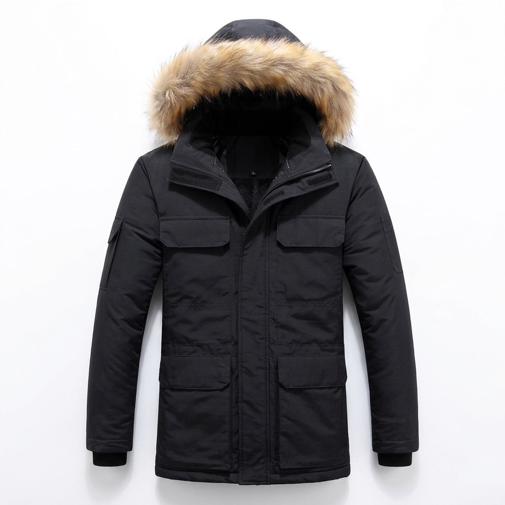 Winterparka Herren mit Kunstfell-Kapuze – Gefütterte Winterjacke – Flatlay