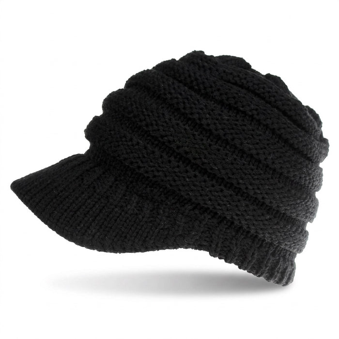 Pferdeschwanz Mütze Damen mit Schirm – Strickmütze mit Zopfloch – Vorderansicht