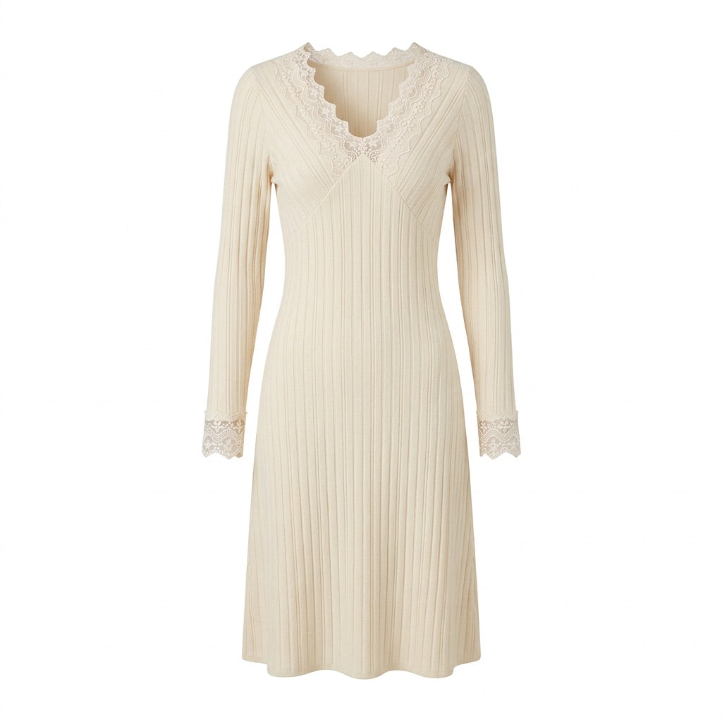 Strickkleid Damen mit Spitze – Langarm Kleid im Retro-Look – Vorderansicht