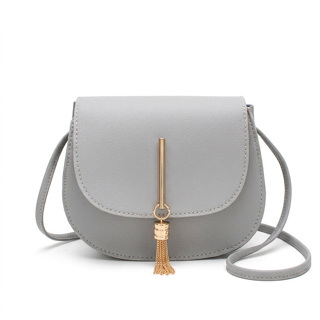 Umhängetasche Damen rund mit Quaste – kleine Schultertasche – Vorderansicht